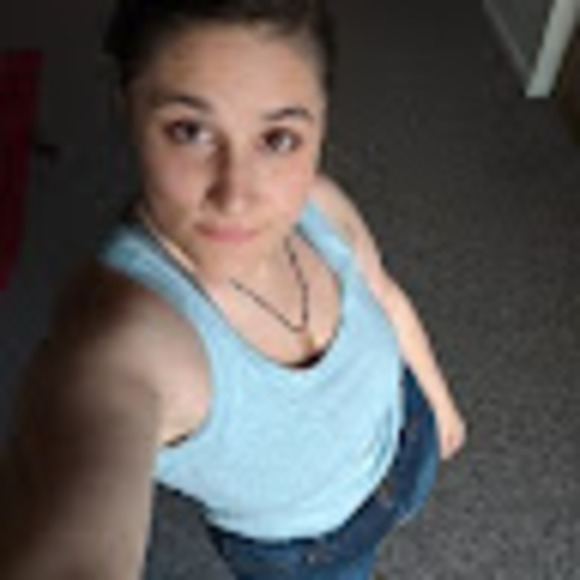 Meet your Posher, Lexey - Picture 1 of 1